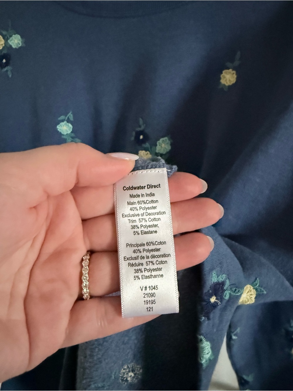 Women's Navy Blue Floral Embroidered Sweatshirt Cottagecore Artsy Whimsy Cosy - Picture 7 of 9